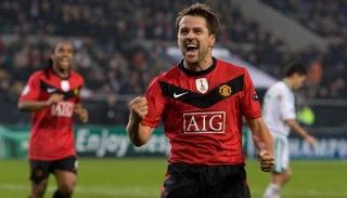 مايكل أوين بقميص مانشستر يونايتد