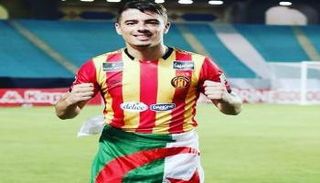 إلياس الشتي لاعب الترجي ومنتخب الجزائر