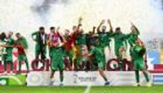 فيديو.. شاهد تتويج منتخب الجزائر بكأس العرب 2021