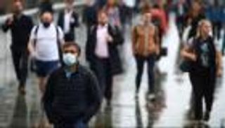 علماء بريطانيون: عدد المصابين بأوميكرون أكبر كثيرا من المسجل