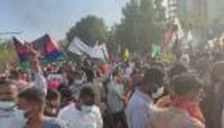 وسط كر وفر.. الأمن السوداني يفرق "مظاهرات الخرطوم"