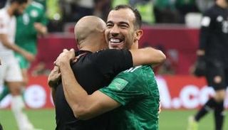 جمال بلعمري نجم منتخب الجزائر