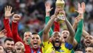 فيديو.. تكريم رئاسي لمنتخب الجزائر بعد التتويج بكأس العرب