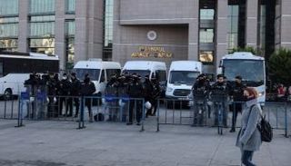 عناصر من الشرطة التركية