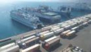 مصر تغلق ثلاثة موانئ لسوء الأحوال الجوية.. طقس شديد التقلب