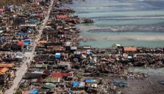 آثار دمار إعصار راي في الفلبين 