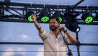 قصة صعود جابرييل بوريك.. أصغر رئيس في تاريخ تشيلي