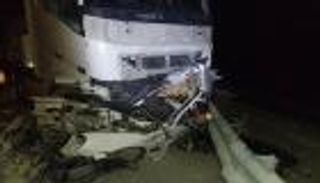 مصرع 8 في حادث سير مروع جنوب إيران