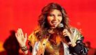 نانسي عجرم تكشف سر مغادرة حفل الرياض بعد أغنيتين فقط (فيديو)