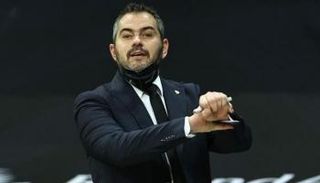 أوجستي بوش مدرب الأهلي المصري لكرة السلة