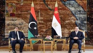 الرئيس عبدالفتاح السيسي ومحمد المنفي - أرشيفية