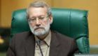 أزمة متصاعدة.. القضاء الإيراني يهدد بمقاضاة مستشار خامنئي