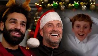 صلاح وكلوب أثناء الزيارة الافتراضية