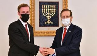 الرئيس الإسرائيلي خلال لقاء مستشار الأمن القومي الأمريكي 