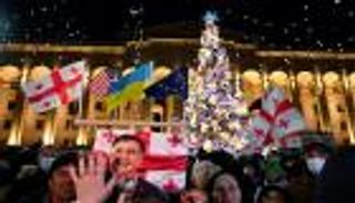 جورجيا.. مظاهرات تطالب بإطلاق سراح "ساكاشفيلي"