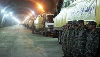 جنود بقاعدة عسكرية إيرانية