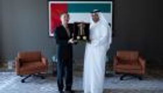 رئيس الإمارات يمنح سفير كوريا وسام الاستقلال من الطبقة الأولى