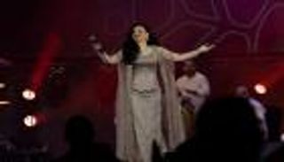 بالدبكة والطرب الأصيل.. ديانا كرزون تبهر زوار إكسبو 2020 (صور)