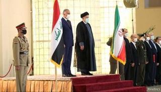 الكاظمي مع رئيسي خلال زيارة سابقة لطهران