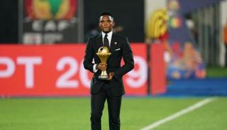 صامويل إيتو أسطورة منتخب الكاميرون السابق