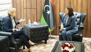 المنقوش والسفيرة البريطانية - أرشيفية