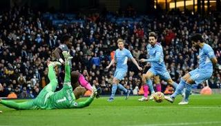 مانشستر سيتي ضد ليستر سيتي في الدوري الإنجليزي
