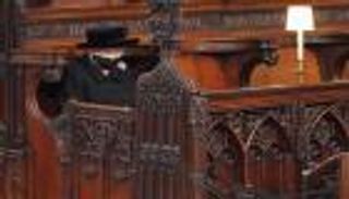 عام الحزن لـ"إليزابيث".. 2021 يقض مضاجع الأسرة الحاكمة ببريطانيا