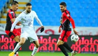 الأهلي ضد الرائد