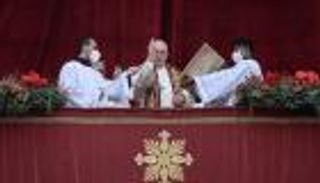 العالم يحيي عيد الميلاد الثاني في ظل كورونا.. احتفالات مقتضبة