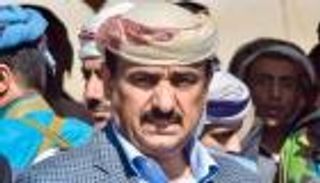 "الوزير" محافظا لشبوة.. هادي يطيح بالإخواني "بن عديو"