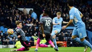 مان سيتي ضد ليستر سيتي في الدوري الإنجليزي