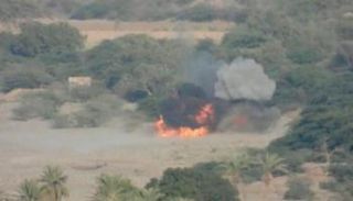 جانب من غارات التحالف لتحصينات حوثية غربي تعز