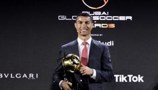 صورة أرشيفية - فوز كريستيانو رونالدو بجائزة جلوب سوكر