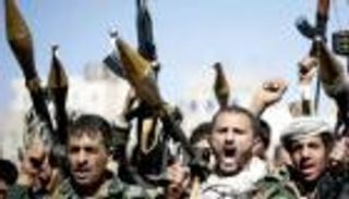 إيران ومرتزقة "الحوثي وحزب الله".. آلة الخراب باليمن