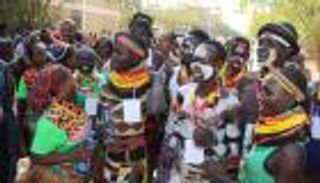 أيام للعلم والشكر والمحاربين.. احتفالات إثيوبيا تهزم "الصراع" في 2021