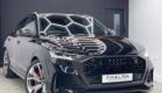 بقوة 818 حصانا.. مانهارت تحقن سيارة أودي RS Q8