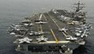 البنتاجون يأمر بإبقاء حاملة طائرات في منطقة البحر المتوسط