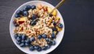 موسلي الفاكهة.. مخاطر صحية في بعض الأنواع