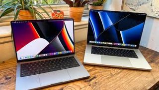 حاسوب MacBook Pro 