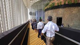 جناح إيطاليا بـ