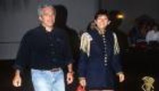 تاجرة الجنس جيلاين ماكسويل قد تقضي بقية حياتها في السجن