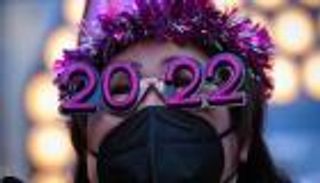 احتفالات باهتة في رأس السنة.. العالم يستعيد أيام الإغلاق الحزينة