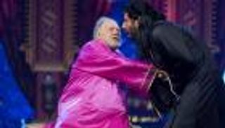 يحيى الفخراني يستقبل 2022 بمسرحية "ياما في الجراب يا حاوي"