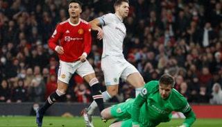 فيديو ملخص وأهداف مباراة مانشستر يونايتد وبيرنلي في الدوري الإنجليزي