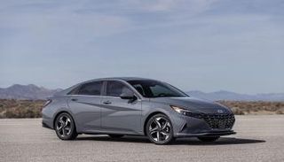 طراز Hyundai Elantra Hybrid