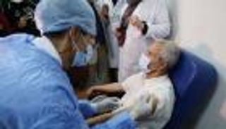 أوميكرون يكشر عن أنيابه بالجزائر.. 12 حالة جديدة بيوم واحد