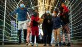 جنوب أفريقيا تستقبل 2022 برفع حظر التجوال الليلي