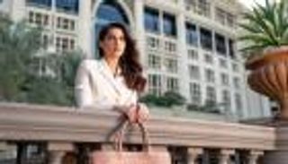 راقصة مغربية في بوليوود تواجه كورونا