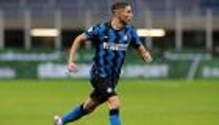 أزمة إنتر ميلان تقرب حكيمي من عملاقي الدوري الإنجليزي