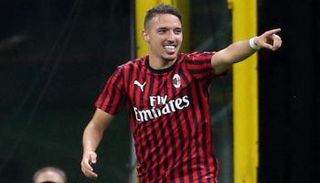 إسماعيل بن ناصر نجم ميلان 